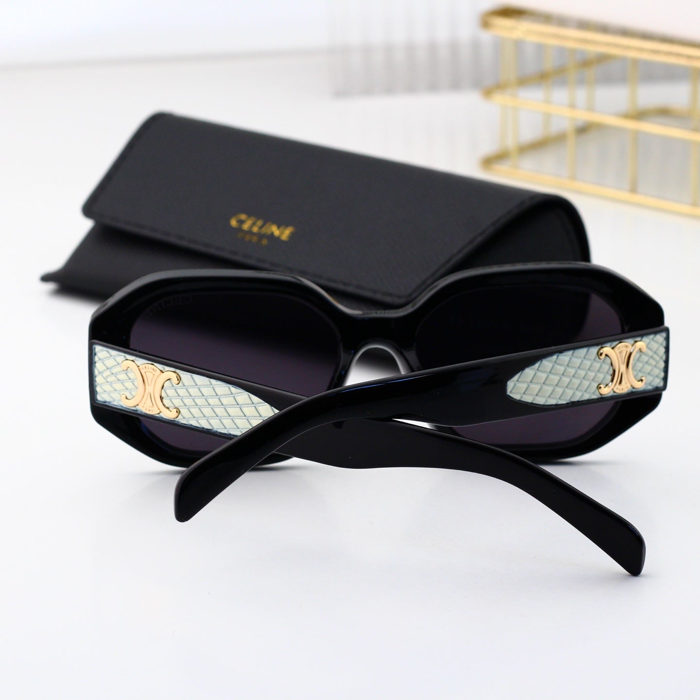 4 colors of trendy sunglasses 6602