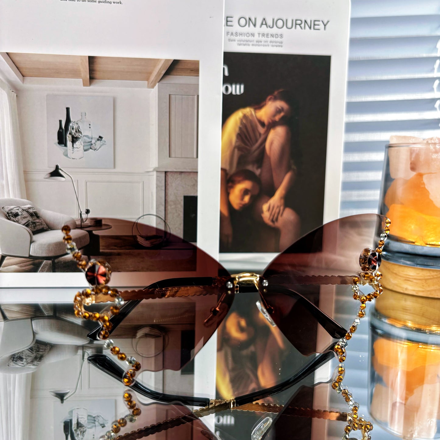 butterfly sunglasses in summer 2025. Different colors bring you different experiences, suitable for different scenes such as travel, play, party, dance, beach, shopping, etc.