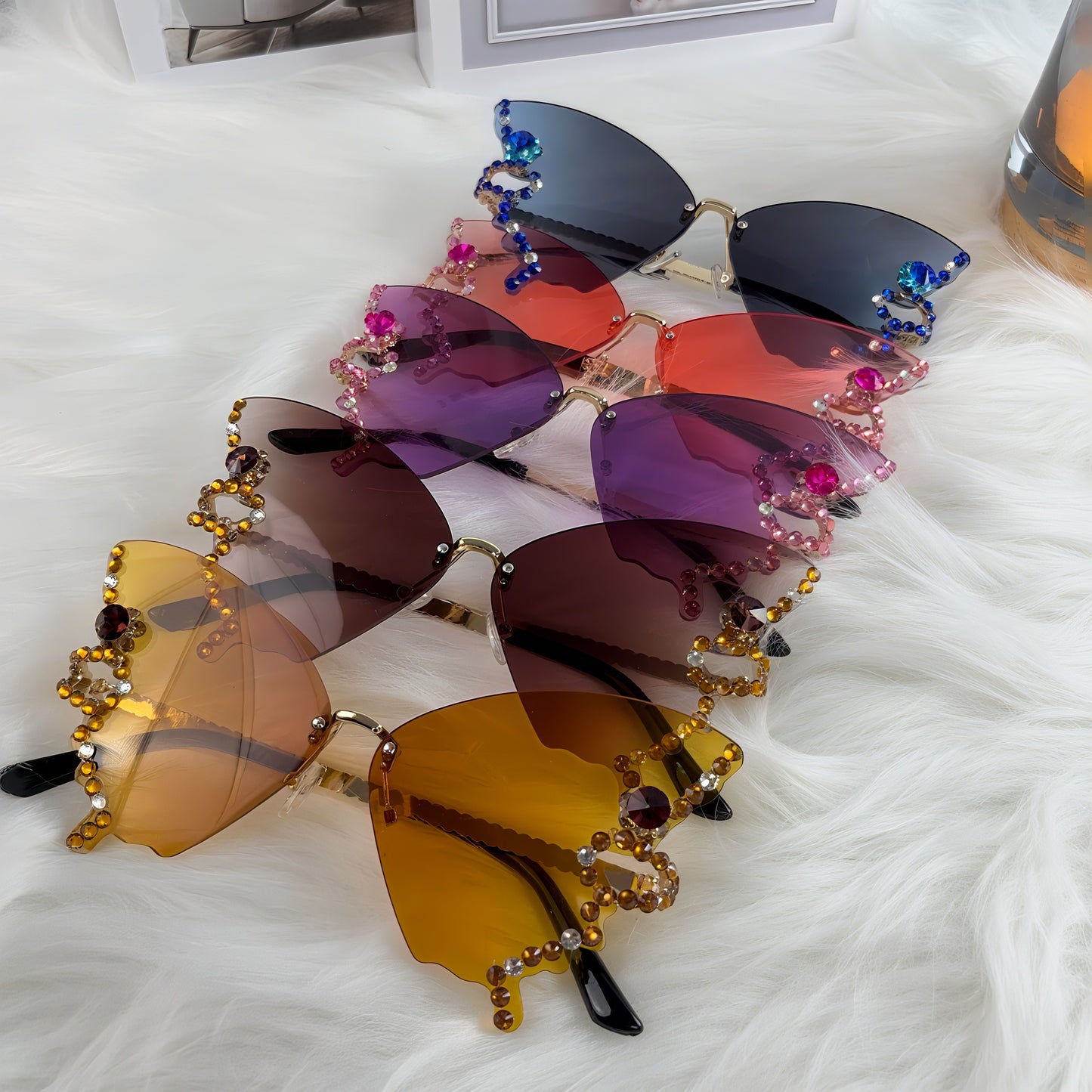 butterfly sunglasses in summer 2025. Different colors bring you different experiences, suitable for different scenes such as travel, play, party, dance, beach, shopping, etc.